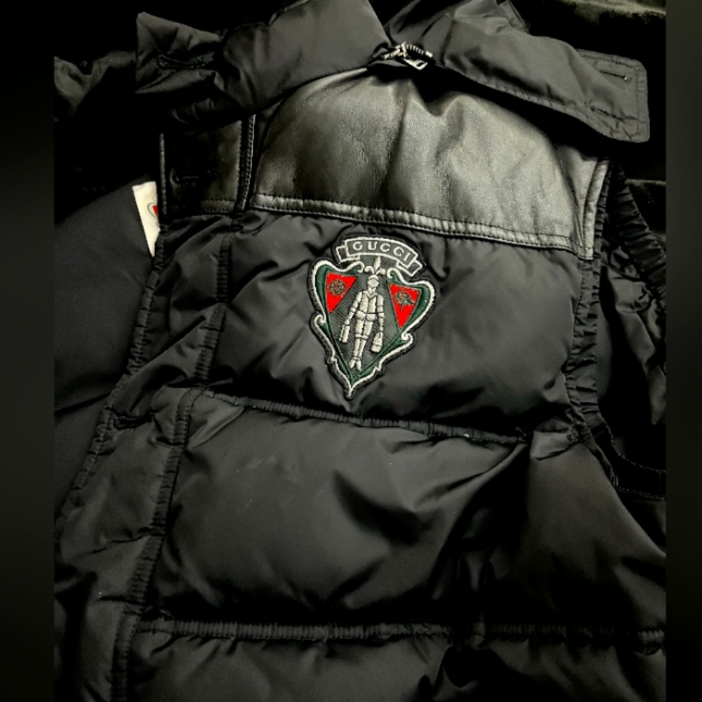 Unisex Gucci  Black Puffer Jacket